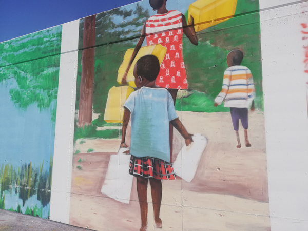 Projecte Ematsa-Mans Unides. Part del mural al dipòsit nou d'Ematsa