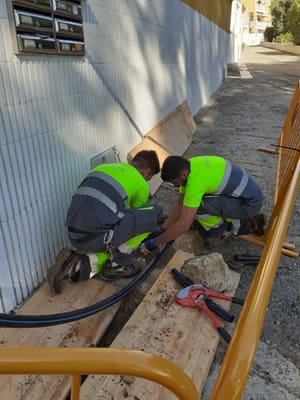 Obras de renovación de la red de agua potable en Cala Romana