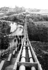 Imatge d'arxiu de la conducció d'aigua de la Mina de l'Arquebisbe