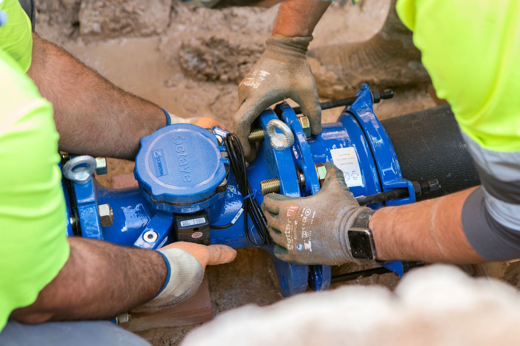 EMATSA INVERTEIX 950.000 € EN LA CONNEXIÓ D'ABASTAMENT ENTRE ELS SECTORS PP9 I PP10 A CAMPCLAR EMATSA INVERTEIX 950.000 € EN LA CONNEXIÓ D'ABASTAMENT ENTRE ELS SECTORS PP9 I PP10 A CAMPCLAR